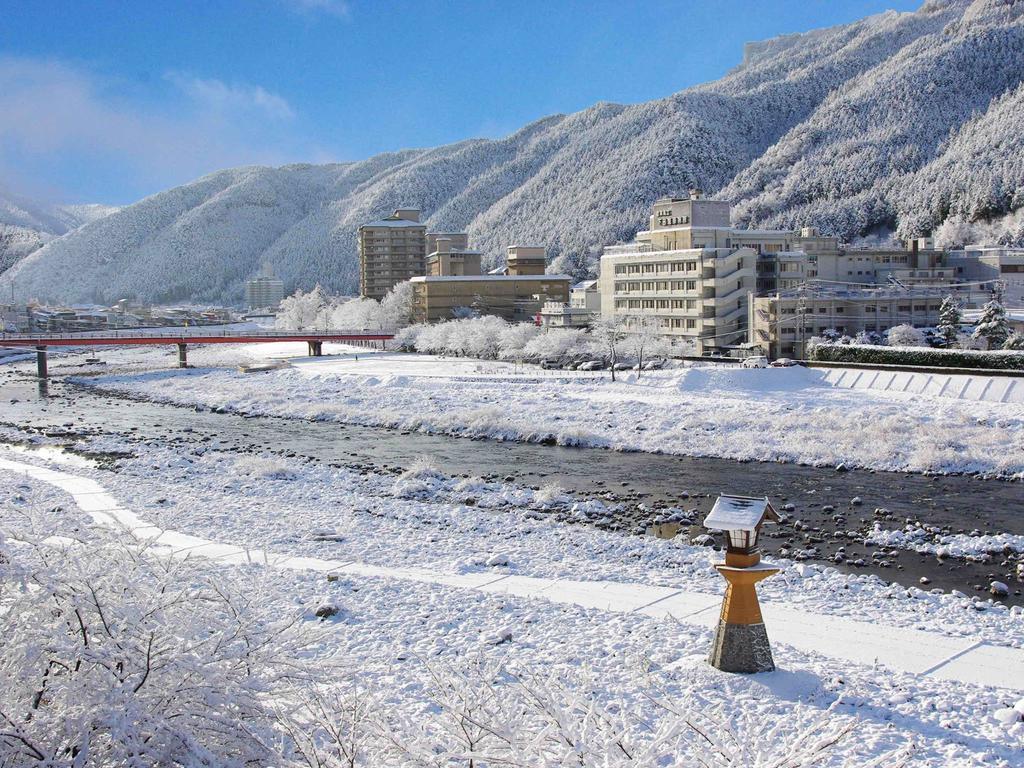 Gero Onsen Yukyunohana Exterior foto